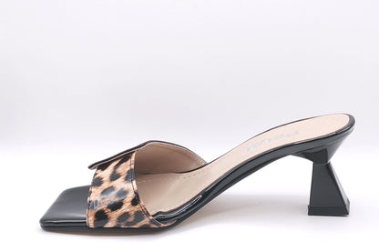 Ženske Papuče Model 4353 Crna leopard